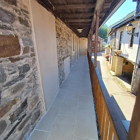 Casa Del Cartero Toral de Merayo